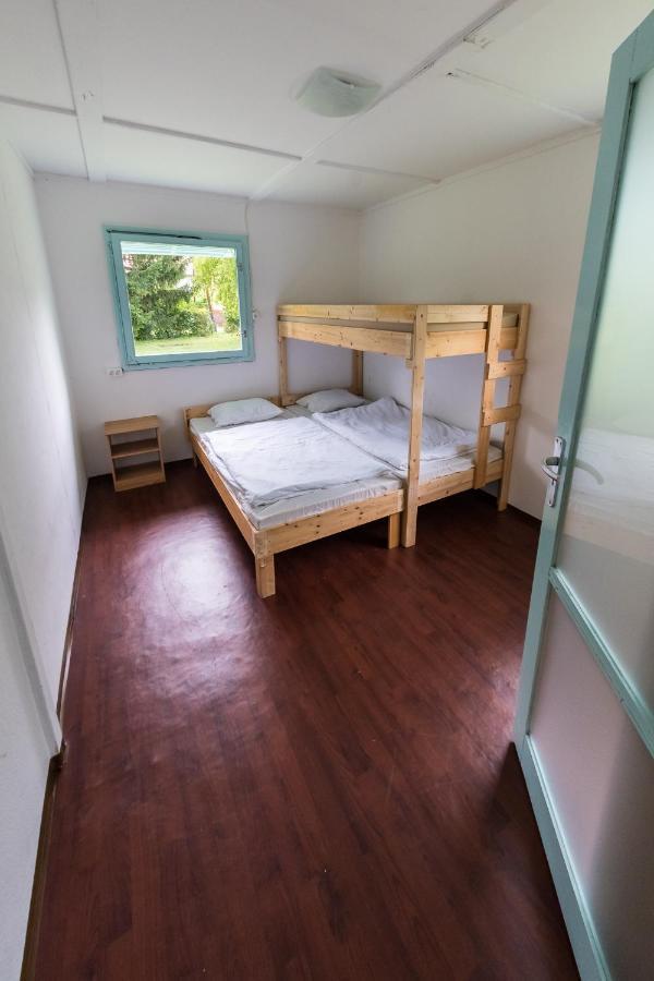 Penge Bungalok Hotel Balatonalmadi Luaran gambar